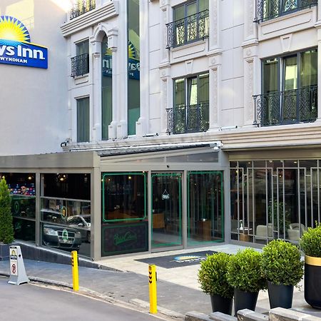 Days Inn By Wyndham Istanbul Bomonti Eksteriør billede